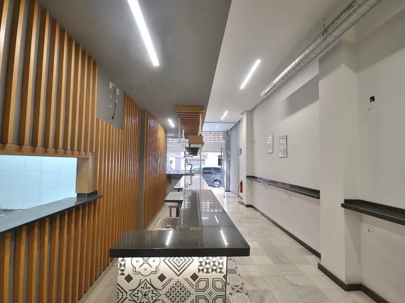 RAMON GALLUD street business premises in the center of TORREVIEJA