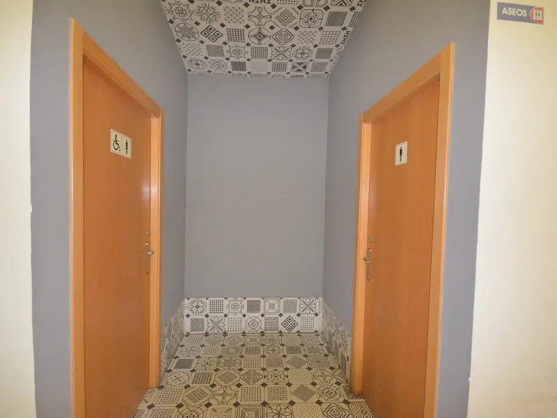 RAMON GALLUD street business premises in the center of TORREVIEJA