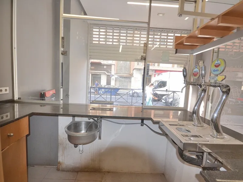 RAMON GALLUD street business premises in the center of TORREVIEJA