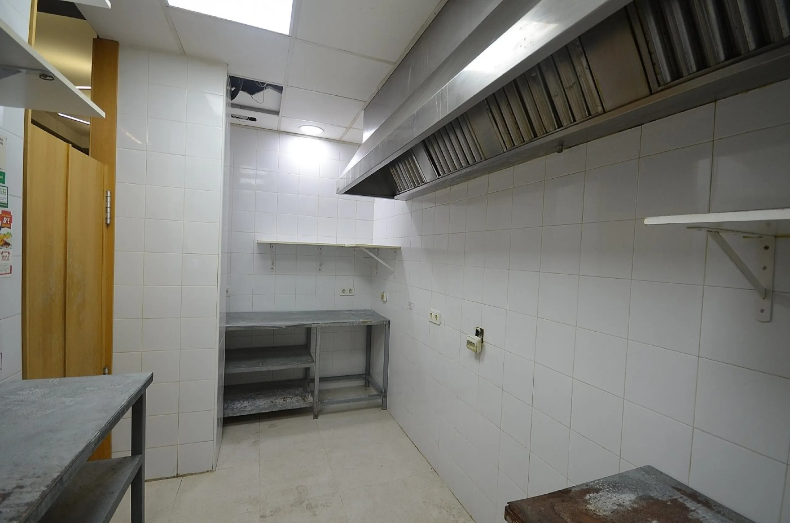 RAMON GALLUD street business premises in the center of TORREVIEJA