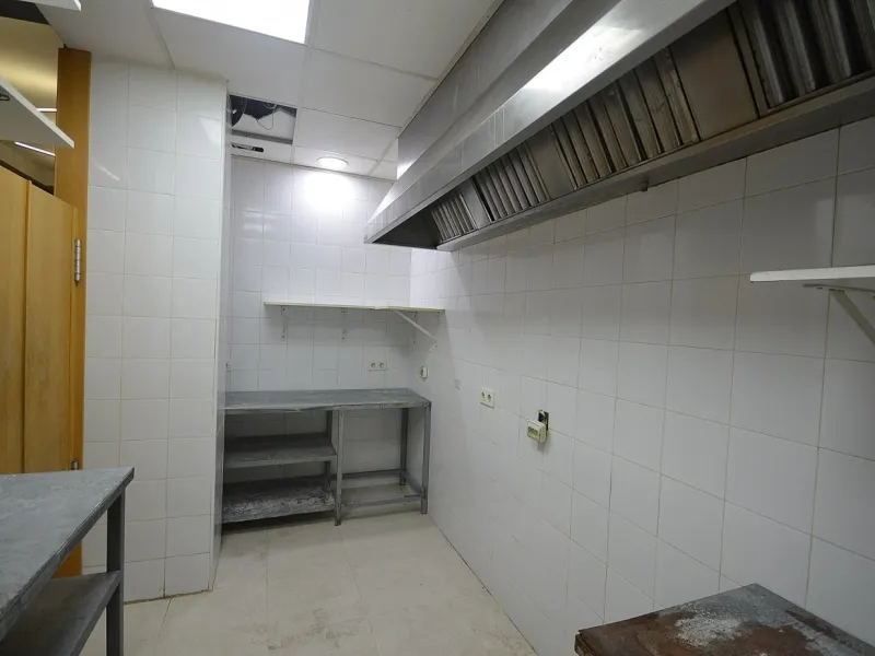 RAMON GALLUD street business premises in the center of TORREVIEJA