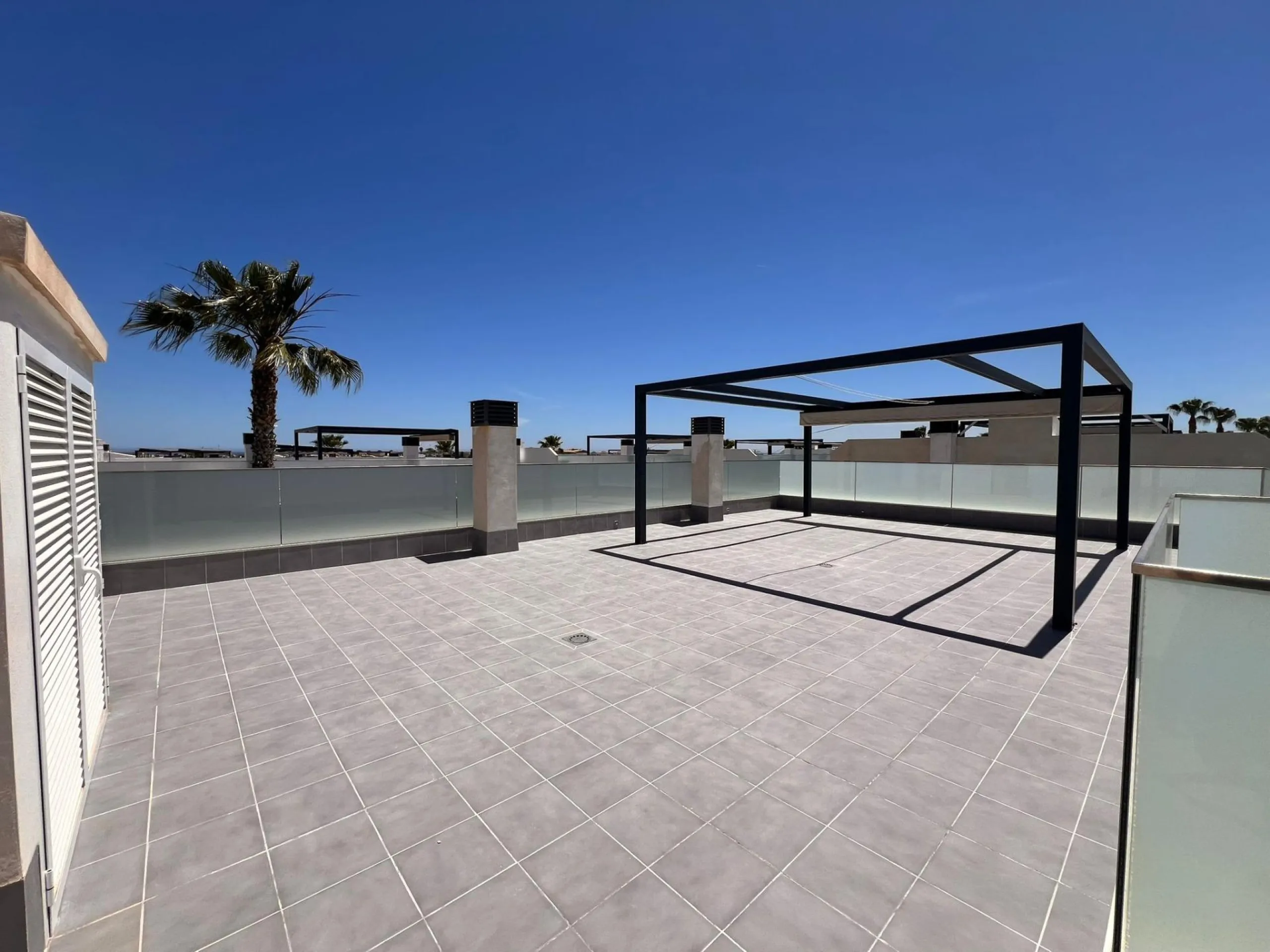 Modern Semi-New Villa with Private Pool in Altos de Cabo Roig