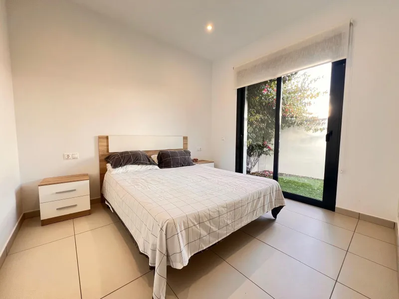 Modern Semi-New Villa with Private Pool in Altos de Cabo Roig