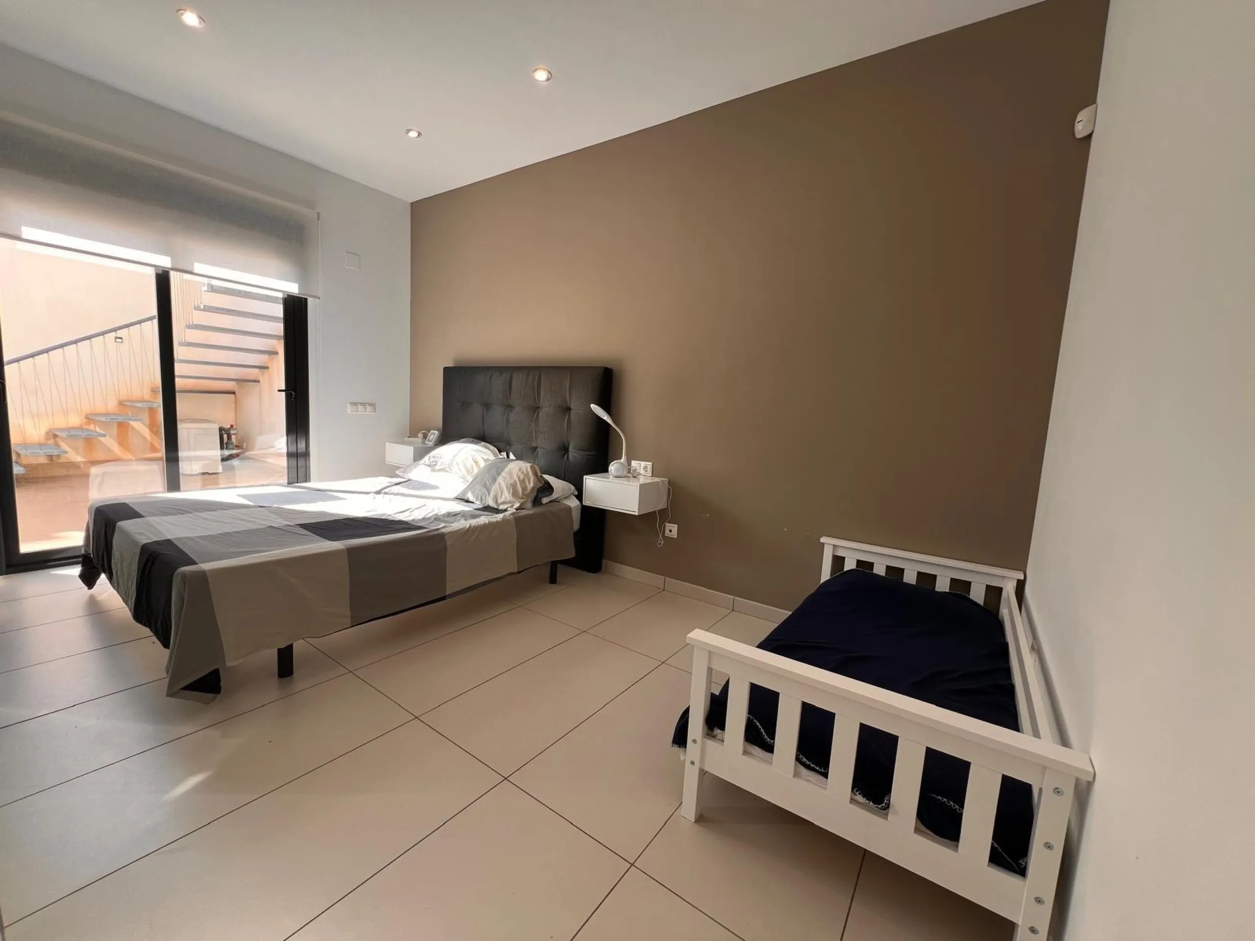 Modern Semi-New Villa with Private Pool in Altos de Cabo Roig