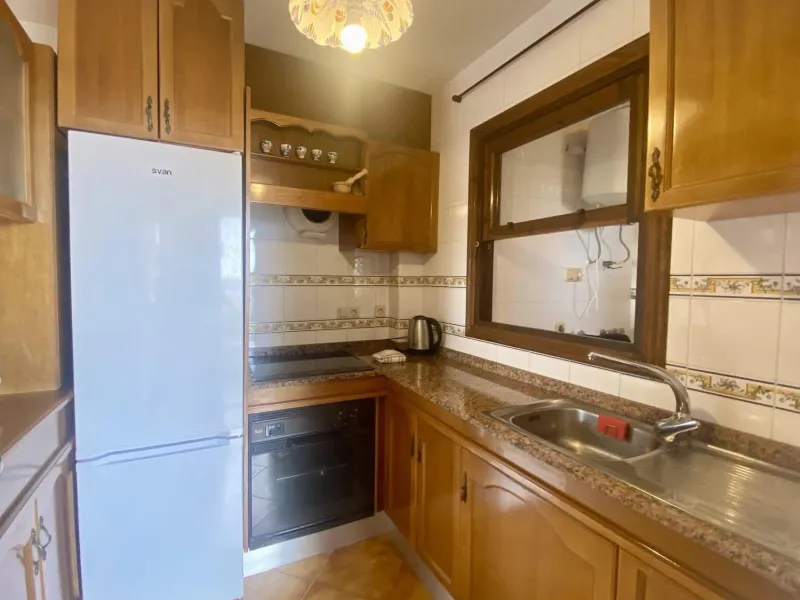 APARTAMENTO MEDITERRÁNEO CON GRAN TERRAZA, PISCINA Y VISTAS AL MAR EN CABO ROIG