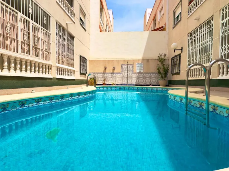 APARTAMENTO DE 1 DORMITORIO CON PISCINA COMUNITARIA A 5 MINUTOS DE PLAYA DEL CURA