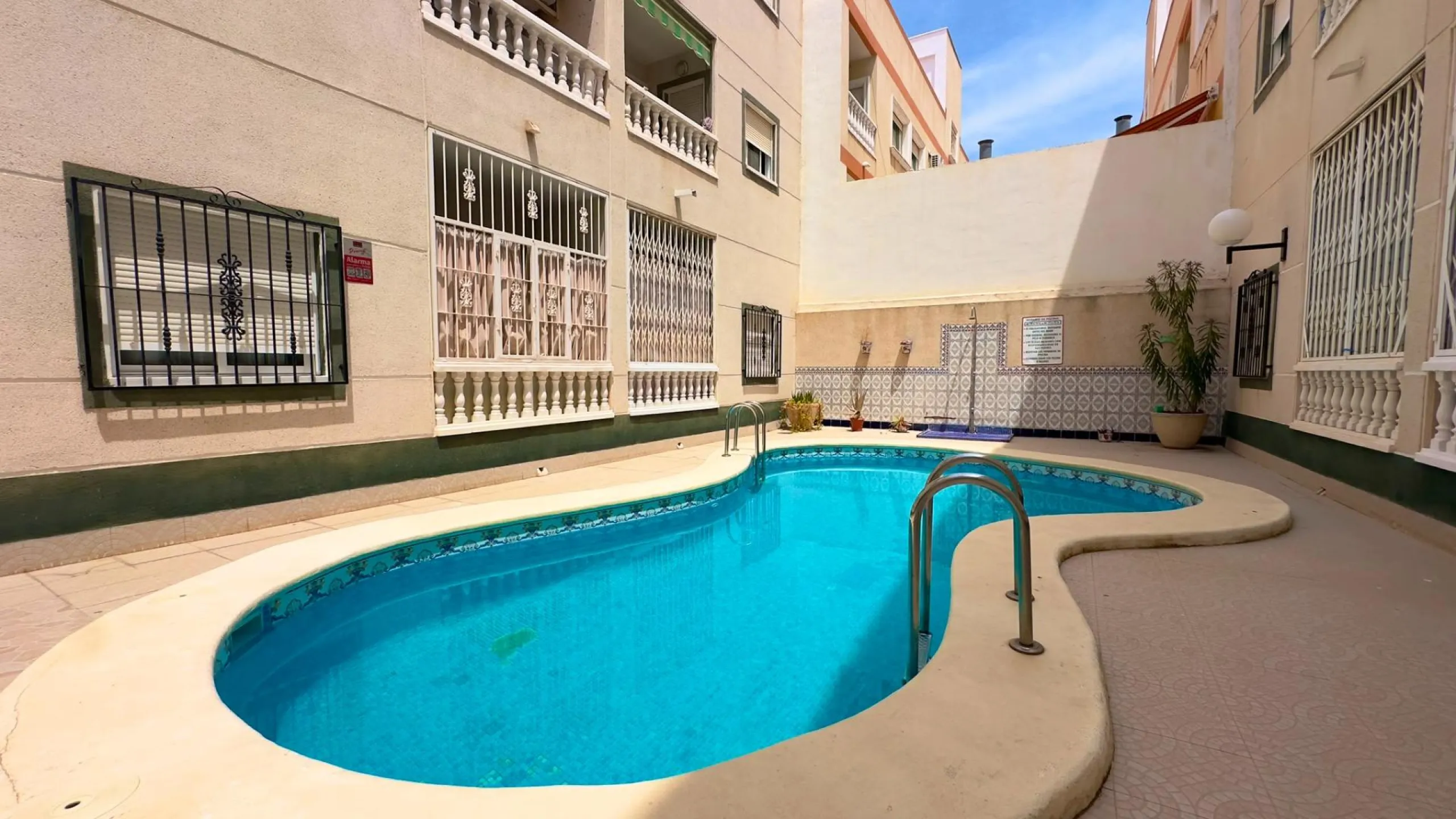 APARTAMENTO DE 1 DORMITORIO CON PISCINA COMUNITARIA A 5 MINUTOS DE PLAYA DEL CURA