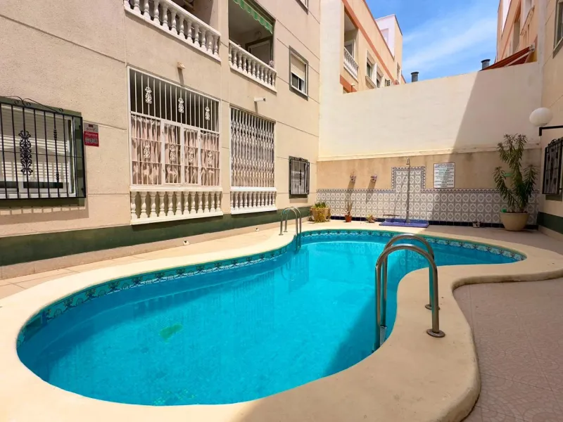 APARTAMENTO DE 1 DORMITORIO CON PISCINA COMUNITARIA A 5 MINUTOS DE PLAYA DEL CURA