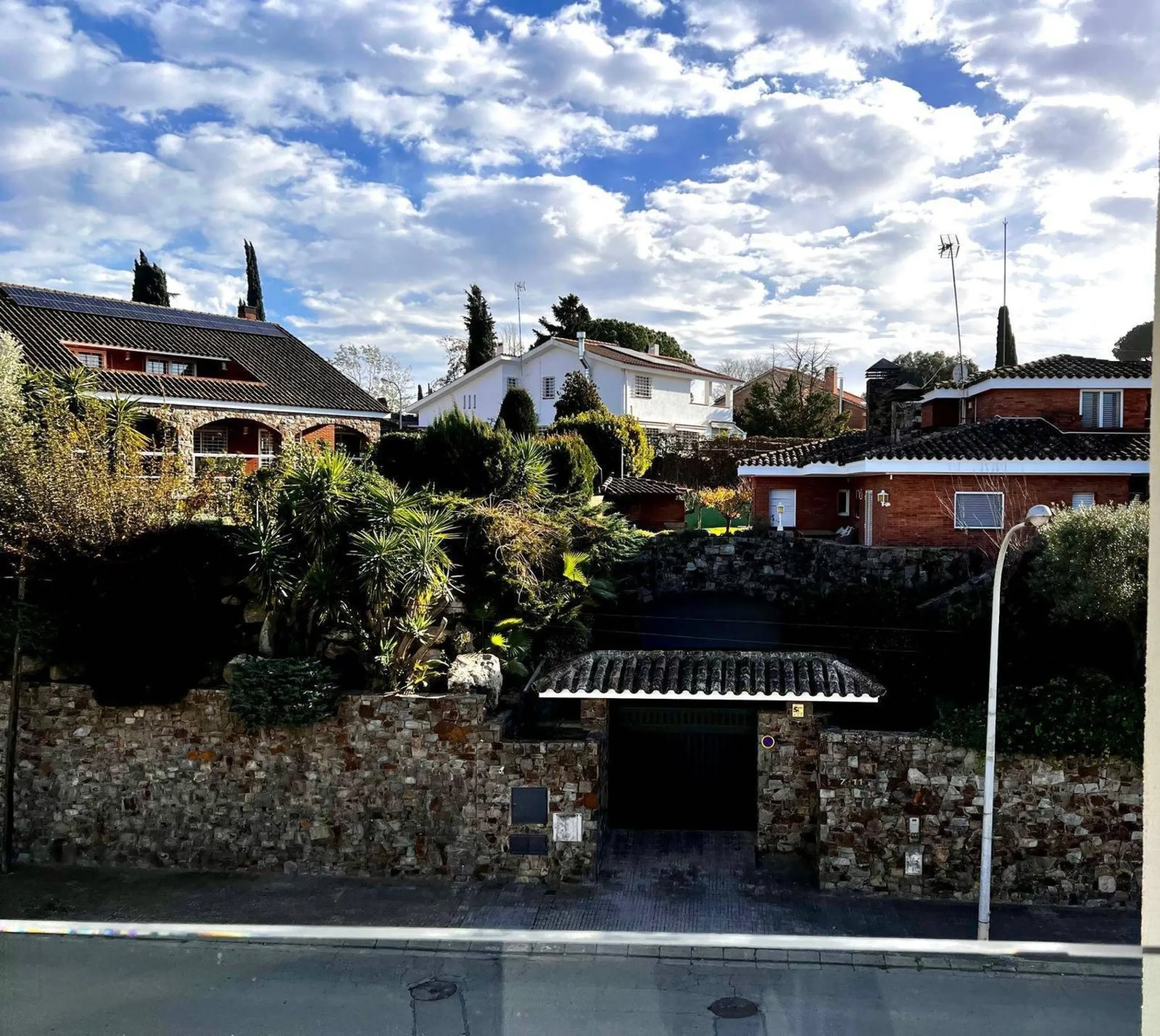 Neubau-Penthouse mit privater Terrasse in Bellaterra, Barcelona