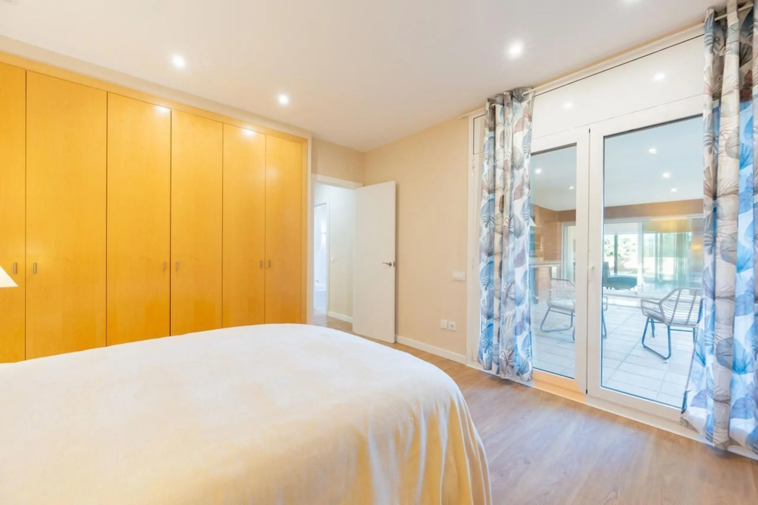 High-End Contemporary Villa with Garden and Pool in Sant Cugat del Valles, Barcelona