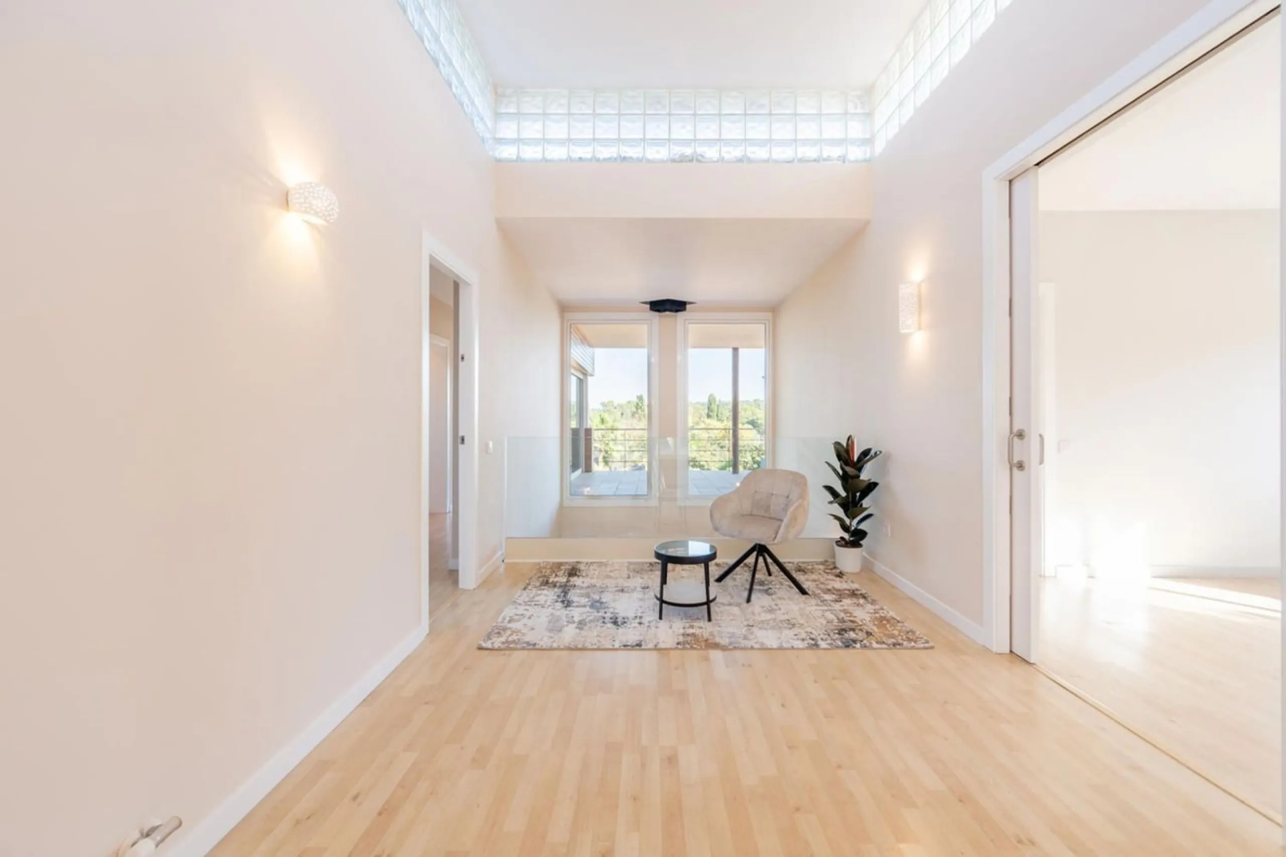 High-End Contemporary Villa with Garden and Pool in Sant Cugat del Valles, Barcelona