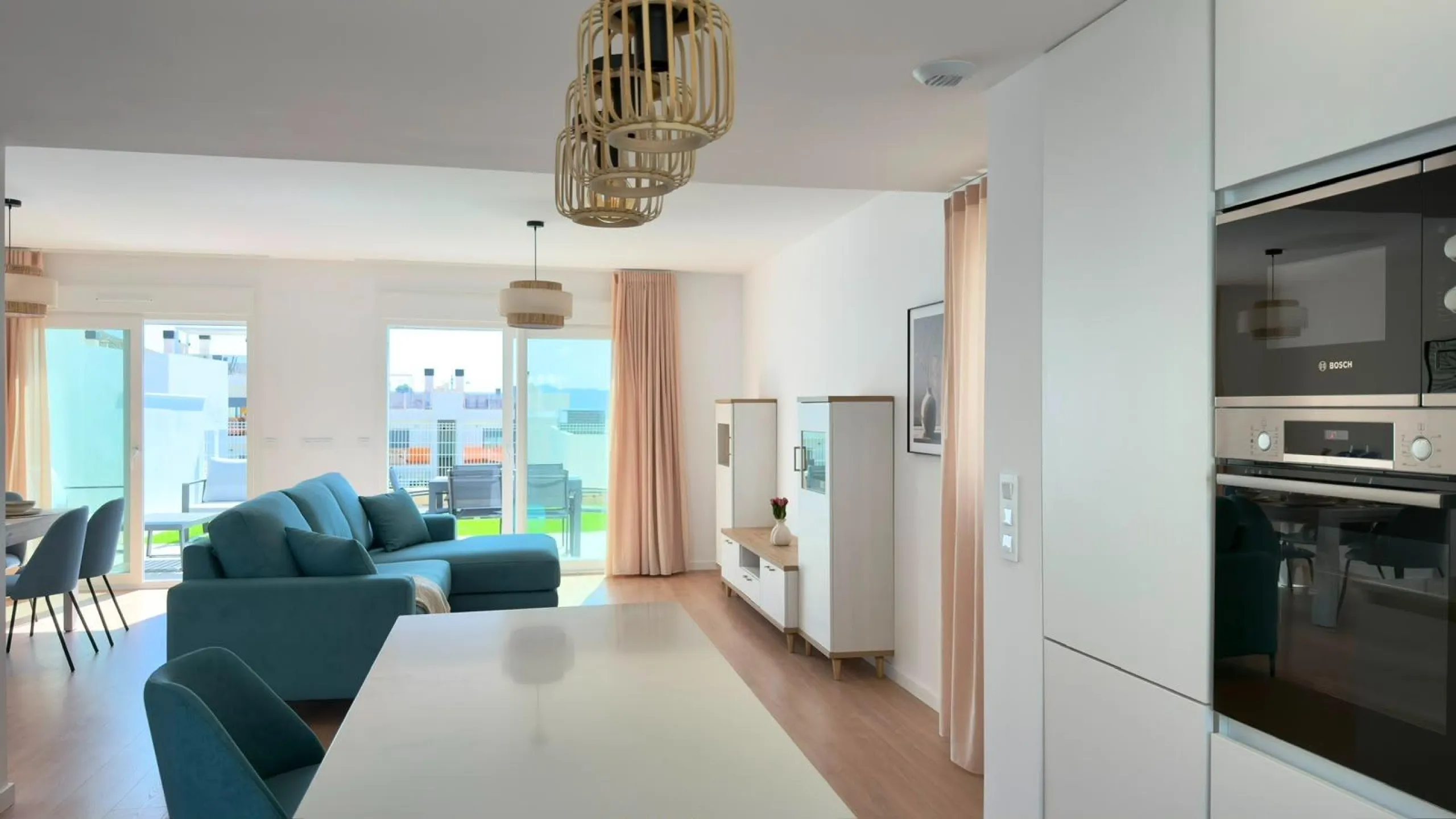 Современные 3-комнатные апартаменты с частным бассейном в Balcón de Finestrat, рядом с Бенидормом