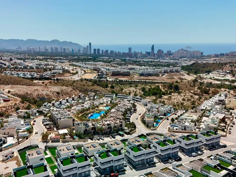 Современные 3-комнатные апартаменты с частным бассейном в Balcón de Finestrat, рядом с Бенидормом