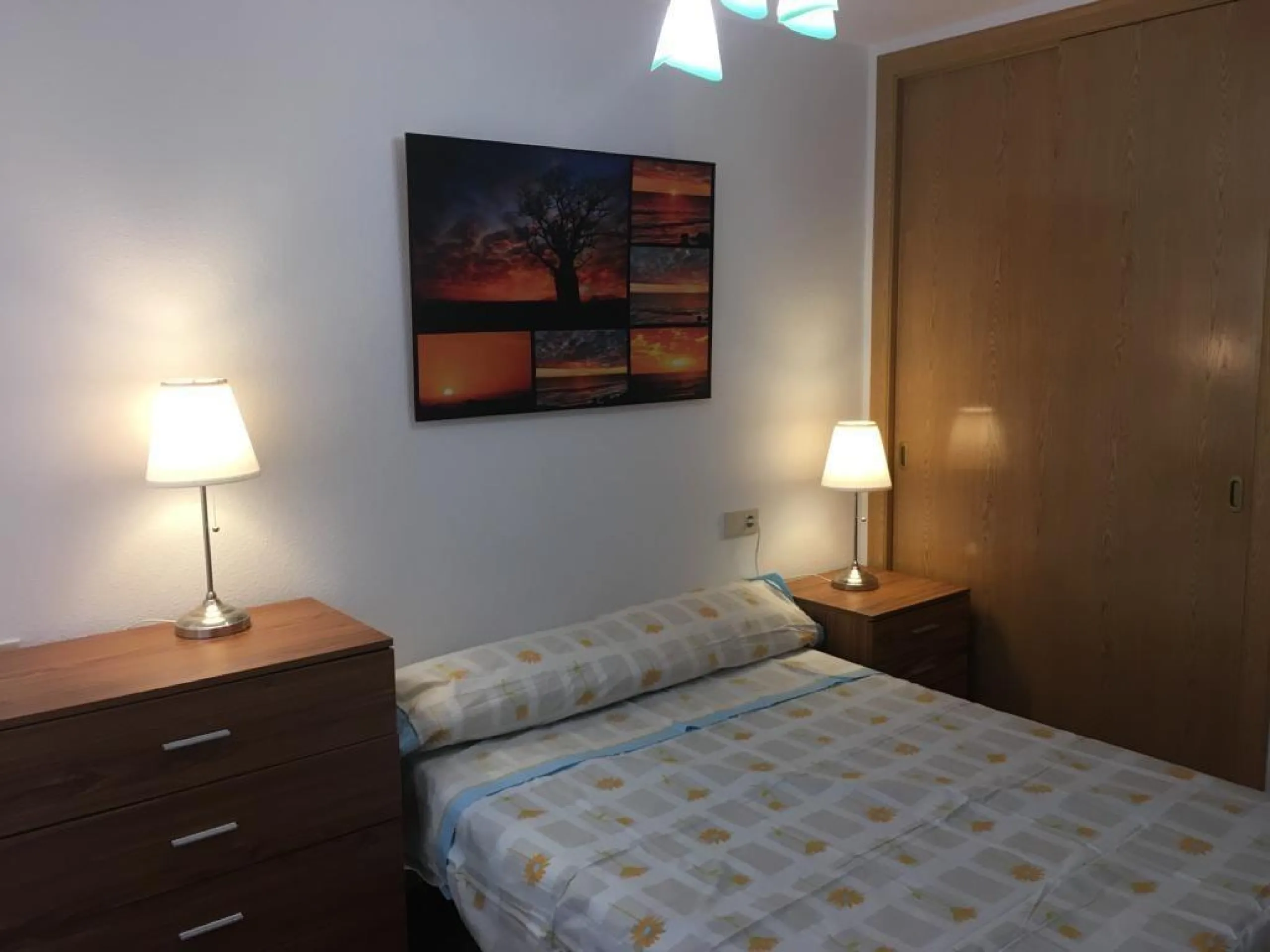 LARGE APARTMENT IN GUARDAMAR - NEAR BEACH: 2 BEDROOMS, 2 BATHROOMS