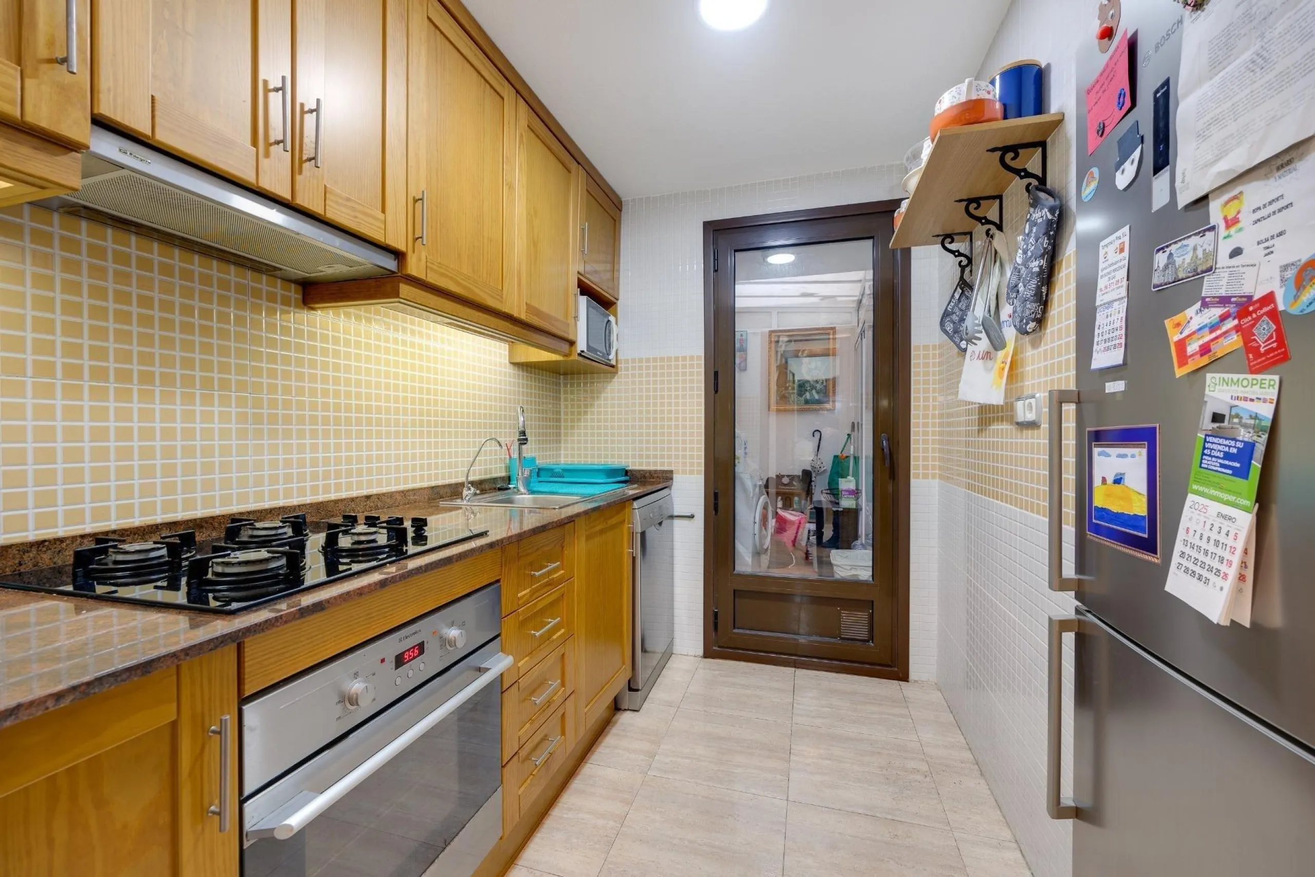 Cozy 2 Bed Apartments in Torrevieja with parking and communal pool