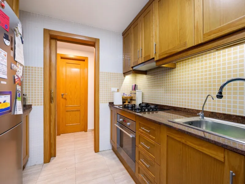 Cozy 2 Bed Apartments in Torrevieja with parking and communal pool