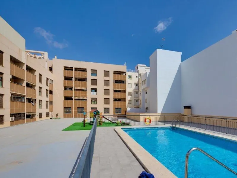 Cozy 2 Bed Apartments in Torrevieja with parking and communal pool
