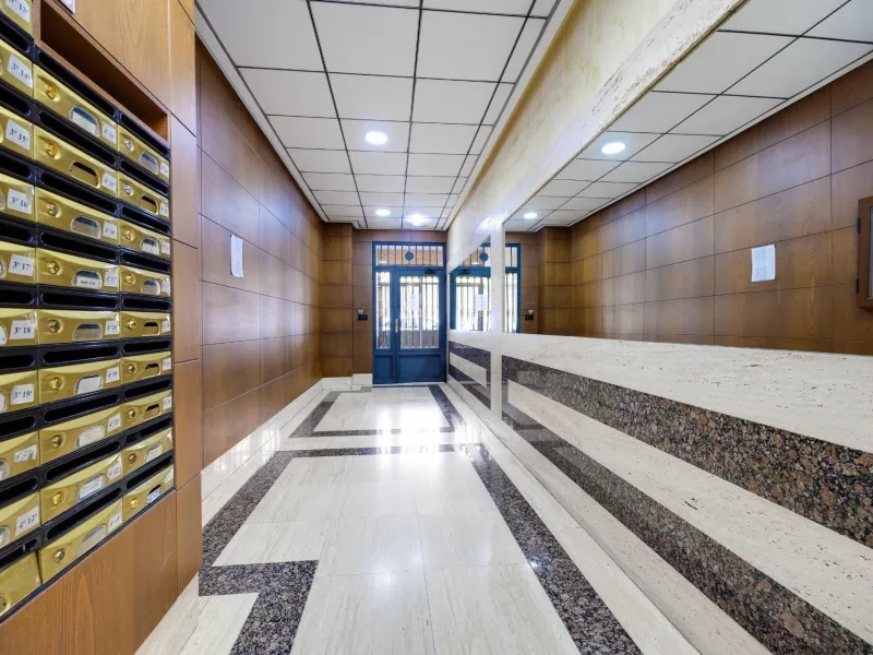 Cozy 2 Bed Apartments in Torrevieja with parking and communal pool