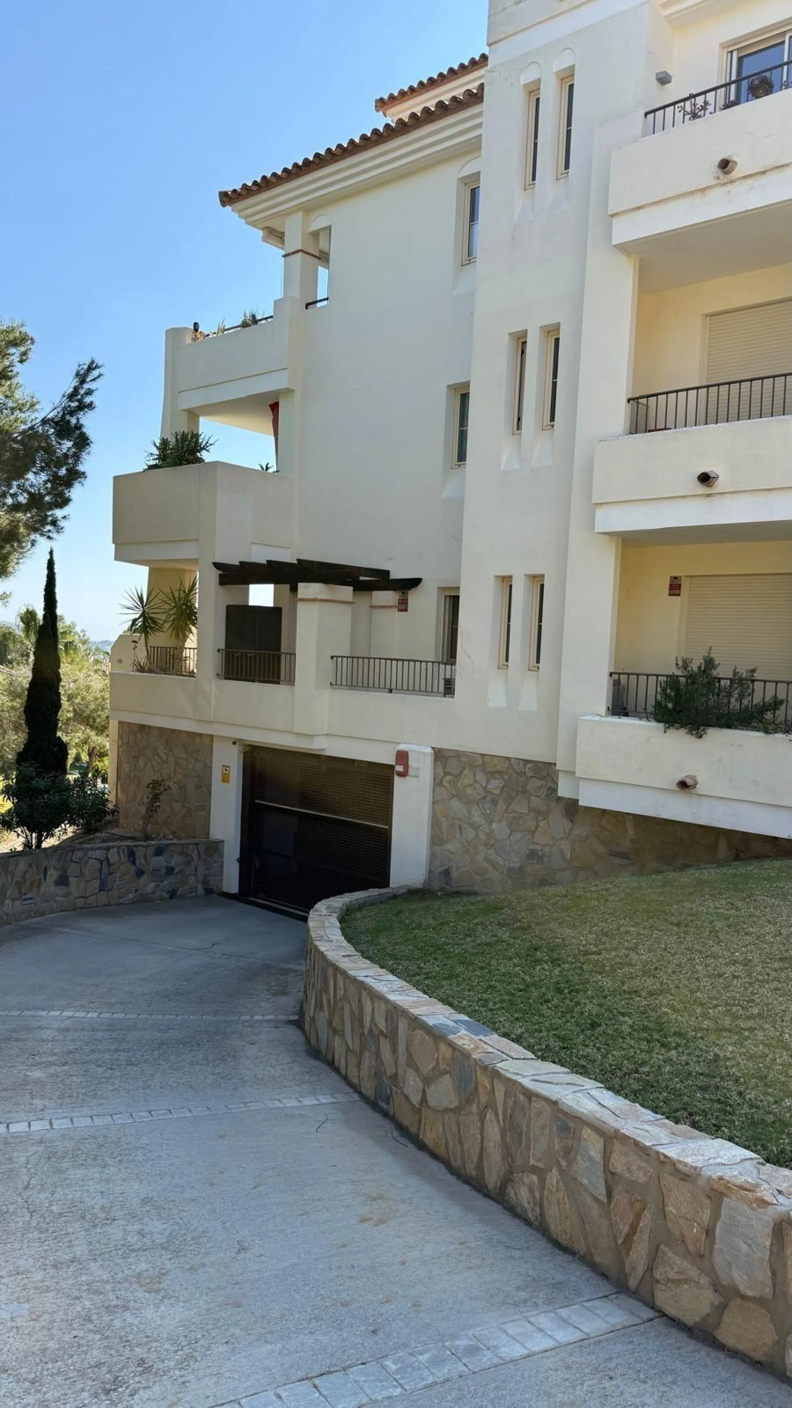 Impresionante Dúplex con Vistas Panorámicas al Mar en Bahía Golf, Finestrat