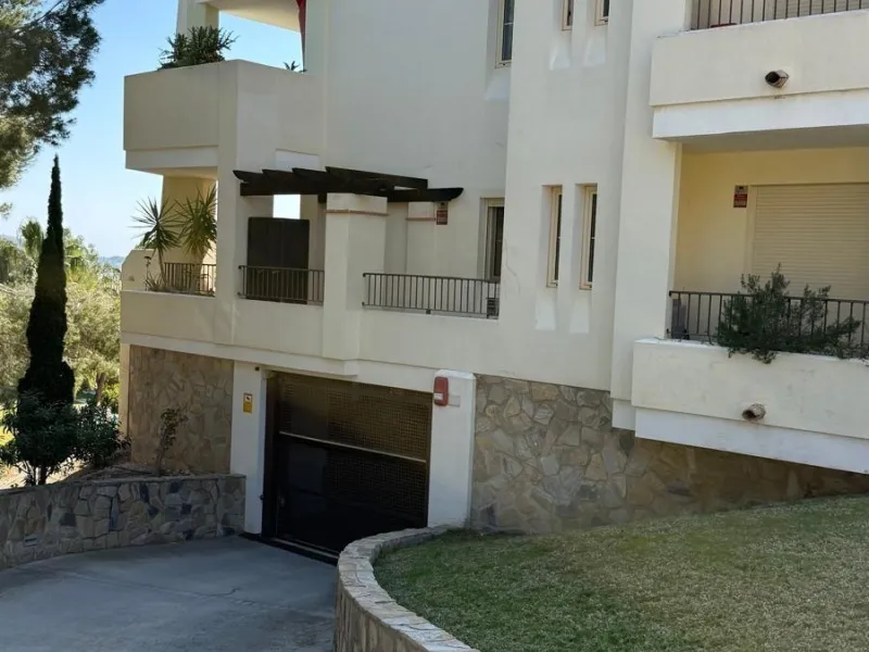 Impresionante Dúplex con Vistas Panorámicas al Mar en Bahía Golf, Finestrat