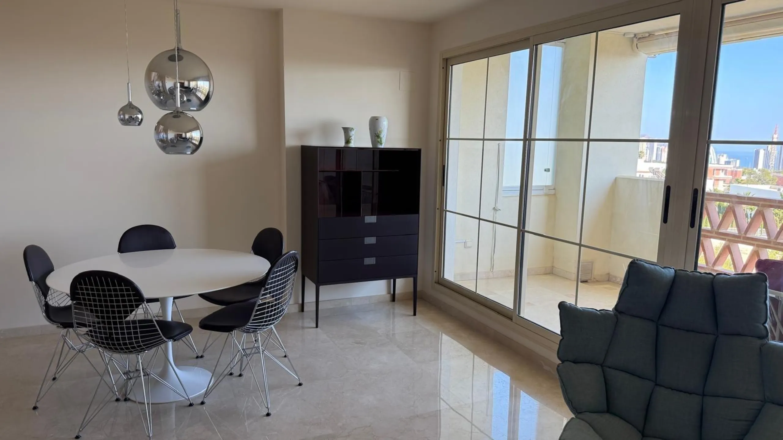Impresionante Dúplex con Vistas Panorámicas al Mar en Bahía Golf, Finestrat
