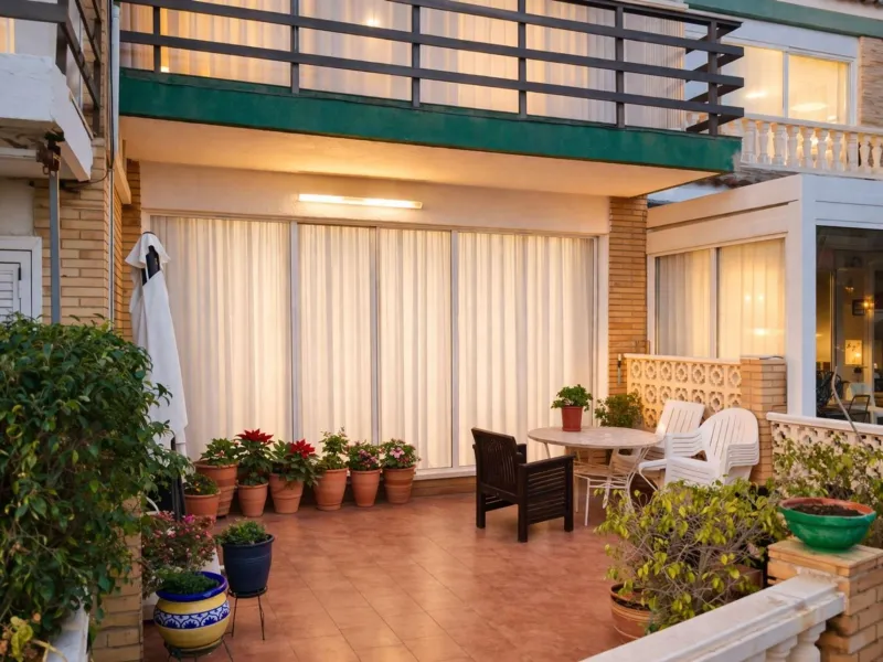 Chalet adosado en venta en Calle del Albatros - San Juan Playa (Cabo Huertas) 4 habitaciones