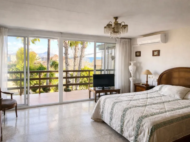 Chalet adosado en venta en Calle del Albatros - San Juan Playa (Cabo Huertas) 4 habitaciones