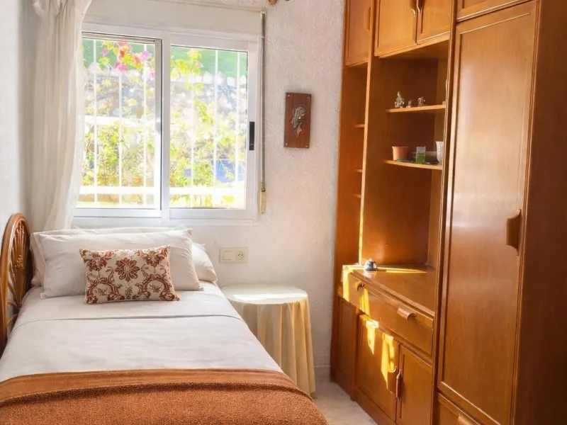 Chalet adosado en venta en Calle del Albatros - San Juan Playa (Cabo Huertas) 4 habitaciones