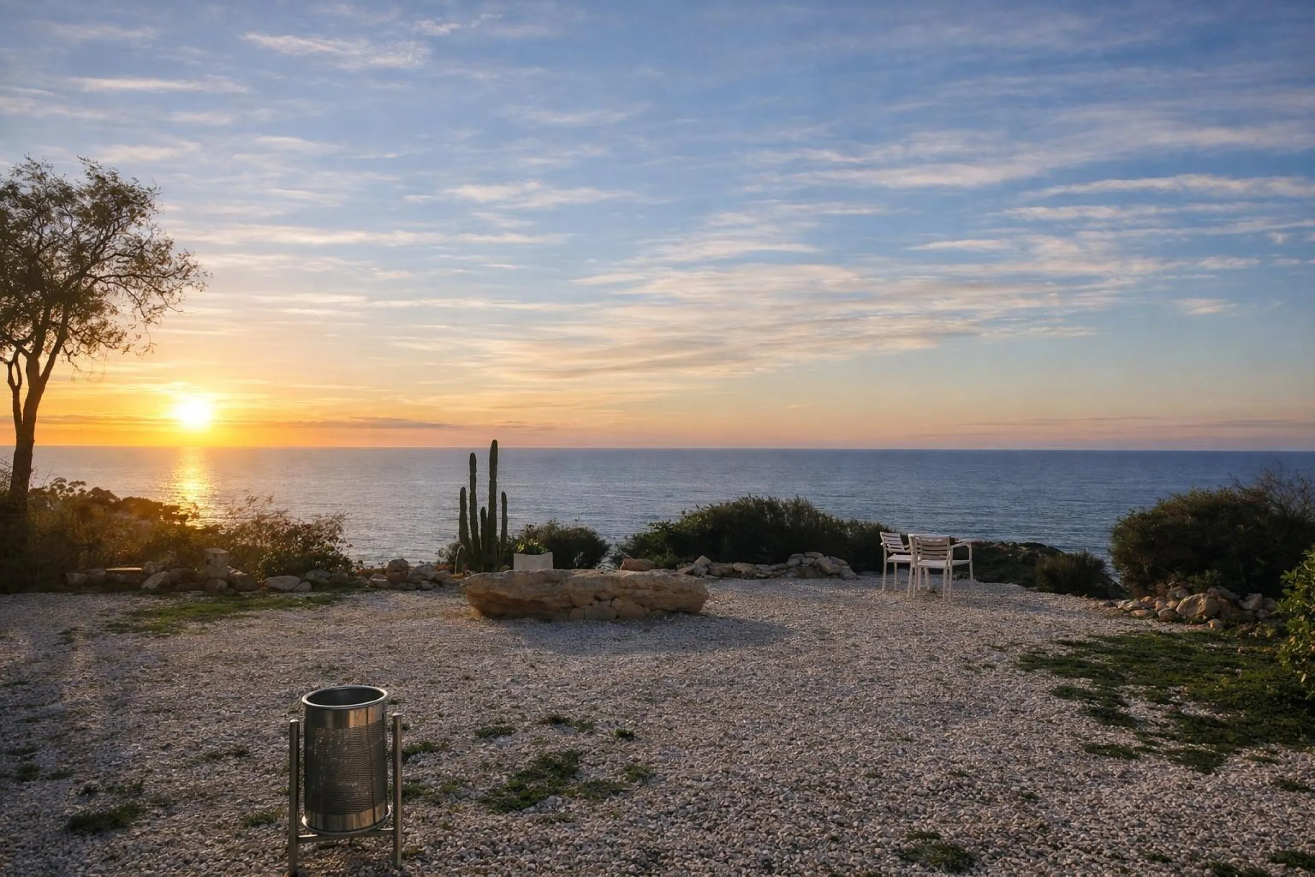 Chalet adosado en venta en Calle del Albatros - San Juan Playa (Cabo Huertas) 4 habitaciones