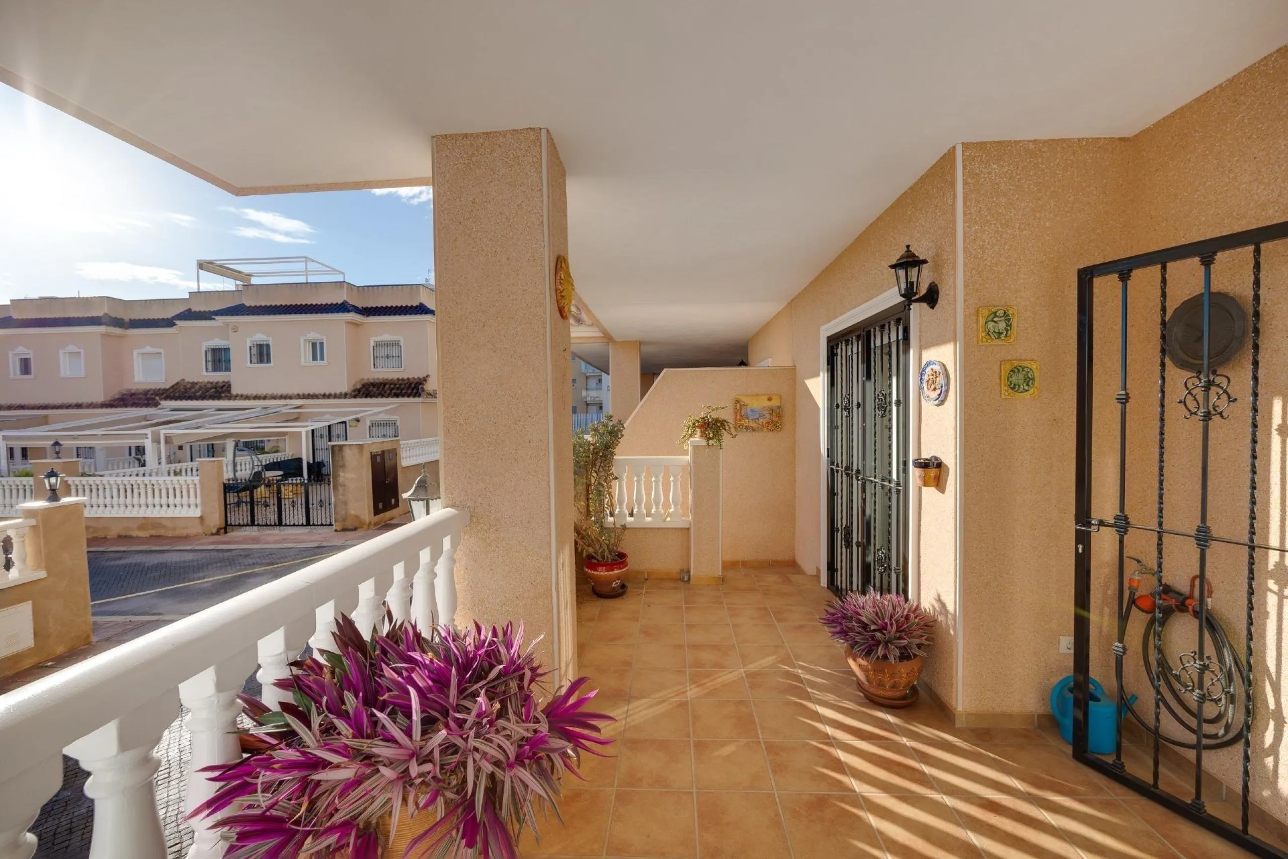 STUNNING GROUND FLOOR APARTMENT IN VISTA AZUL XII