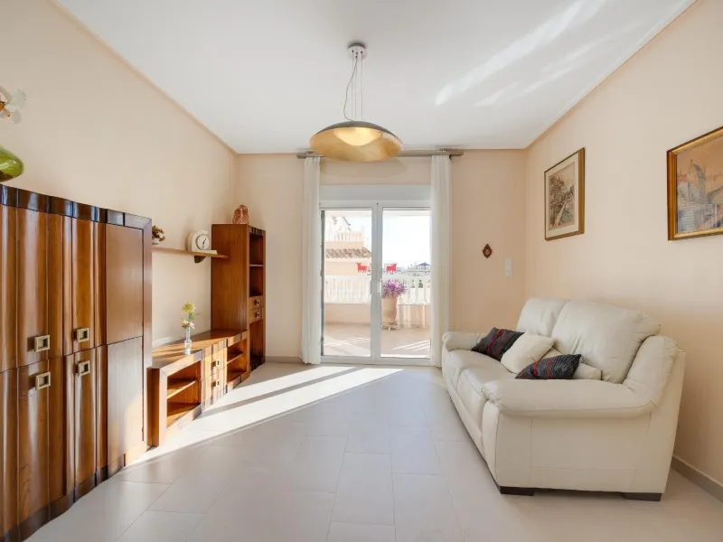 STUNNING GROUND FLOOR APARTMENT IN VISTA AZUL XII