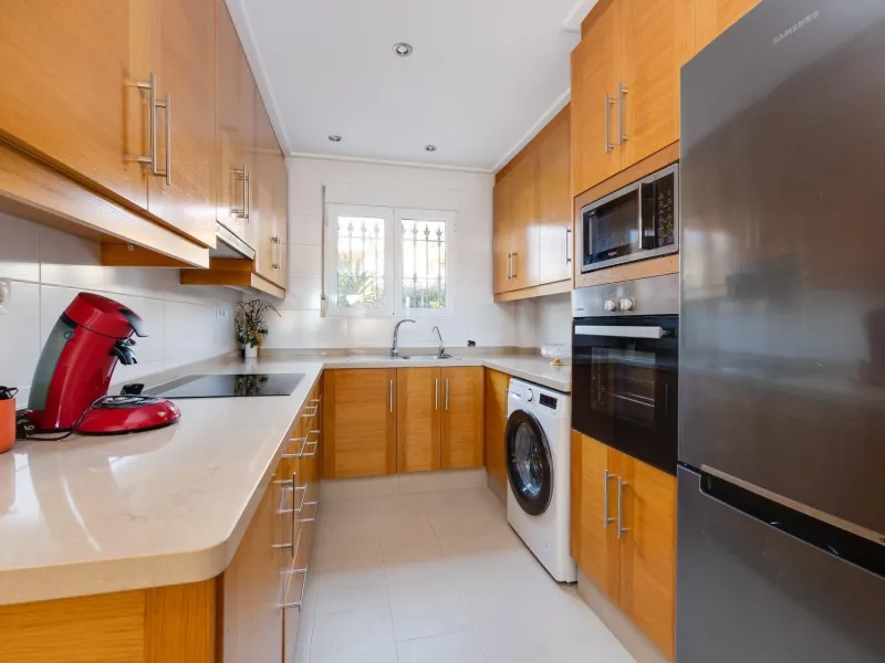 STUNNING GROUND FLOOR APARTMENT IN VISTA AZUL XII