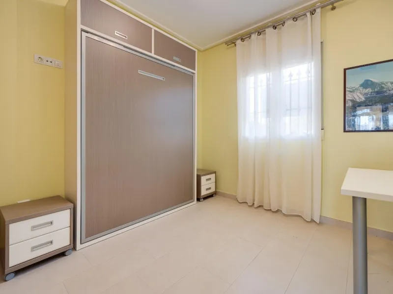 STUNNING GROUND FLOOR APARTMENT IN VISTA AZUL XII