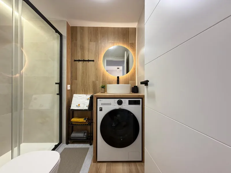 APARTAMENTO TOTALMENTE REFORMADO CON PISCINA EN NUEVA TORREVIEJA. 2 DORM. 1 BAÑO. CON SUPERFICIE DE 54 M2.