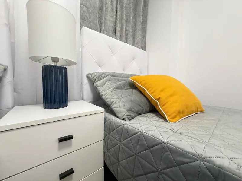 APARTAMENTO TOTALMENTE REFORMADO CON PISCINA EN NUEVA TORREVIEJA. 2 DORM. 1 BAÑO. CON SUPERFICIE DE 54 M2.