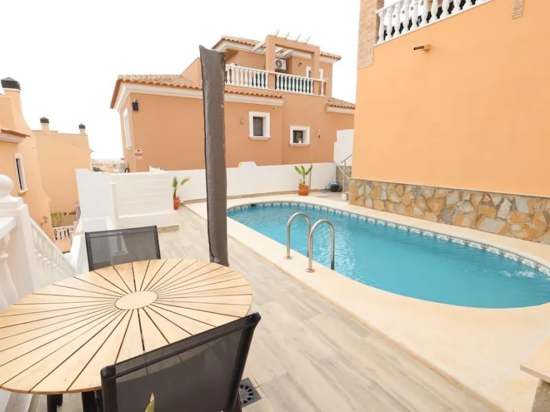 Detached villa in Blue Lagoon