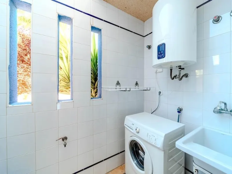 Aguamarina spacious property with a private pool and sea views, just 100 metres from the beach
