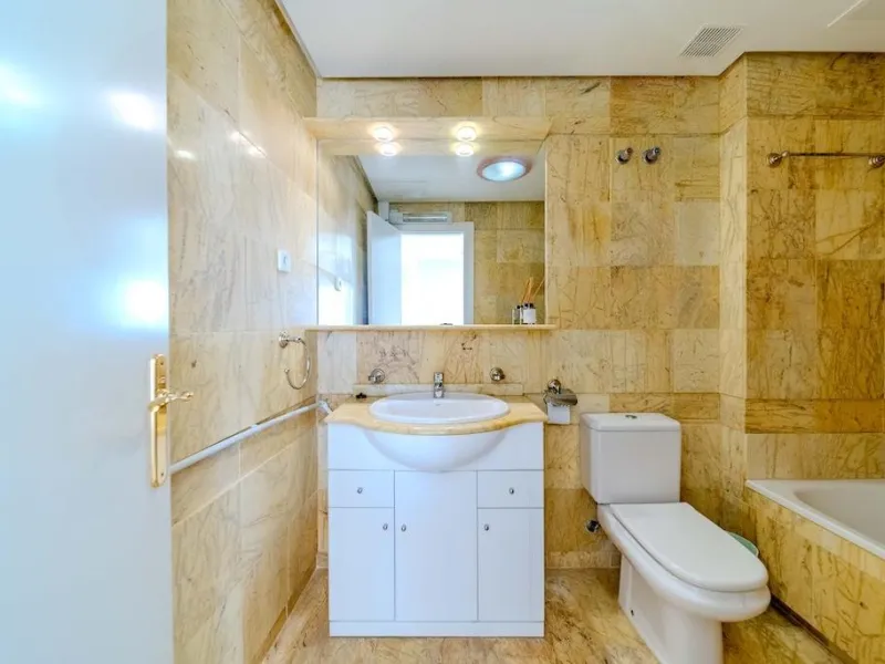 Aguamarina spacious property with a private pool and sea views, just 100 metres from the beach