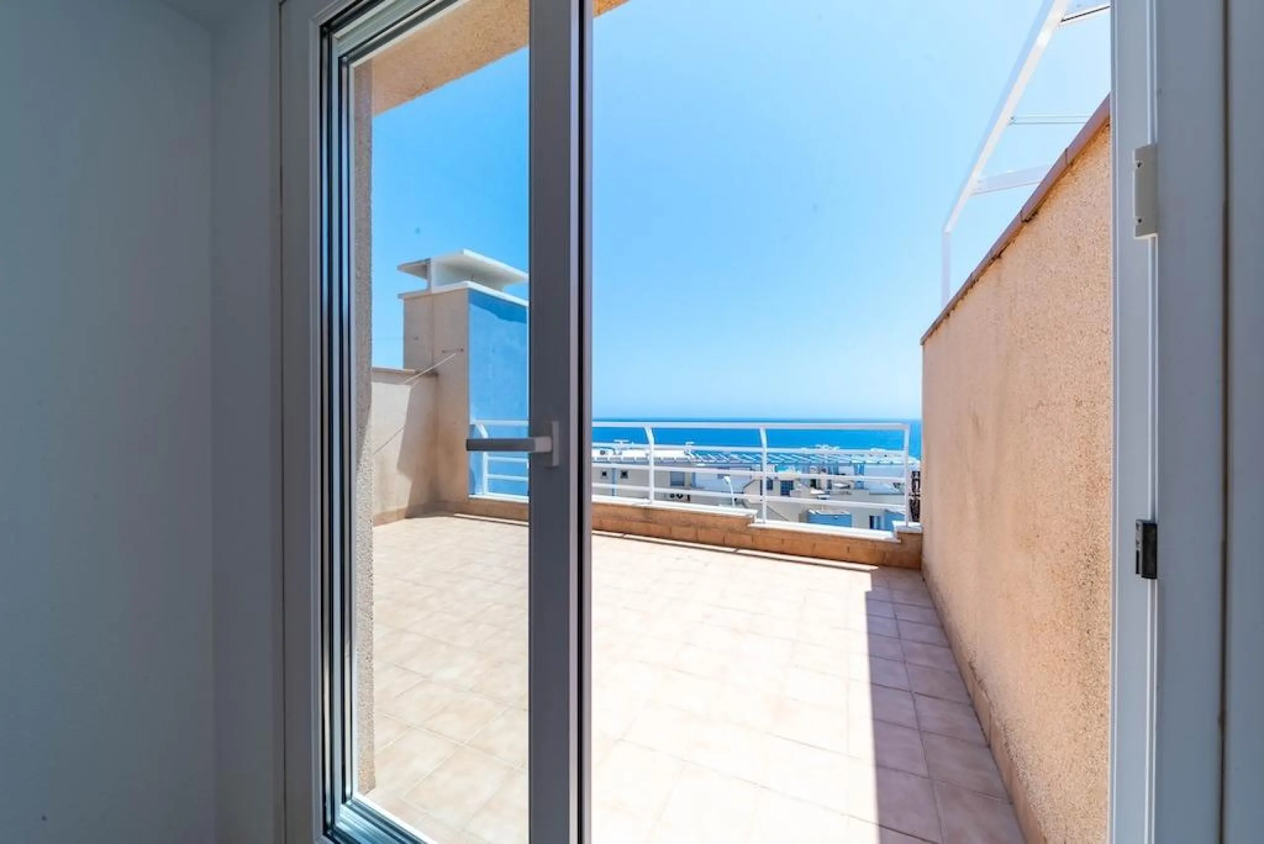 Aguamarina spacious property with a private pool and sea views, just 100 metres from the beach
