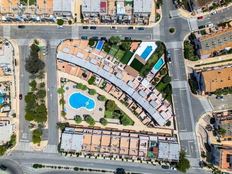 Aguamarina spacious property with a private pool and sea views, just 100 metres from the beach