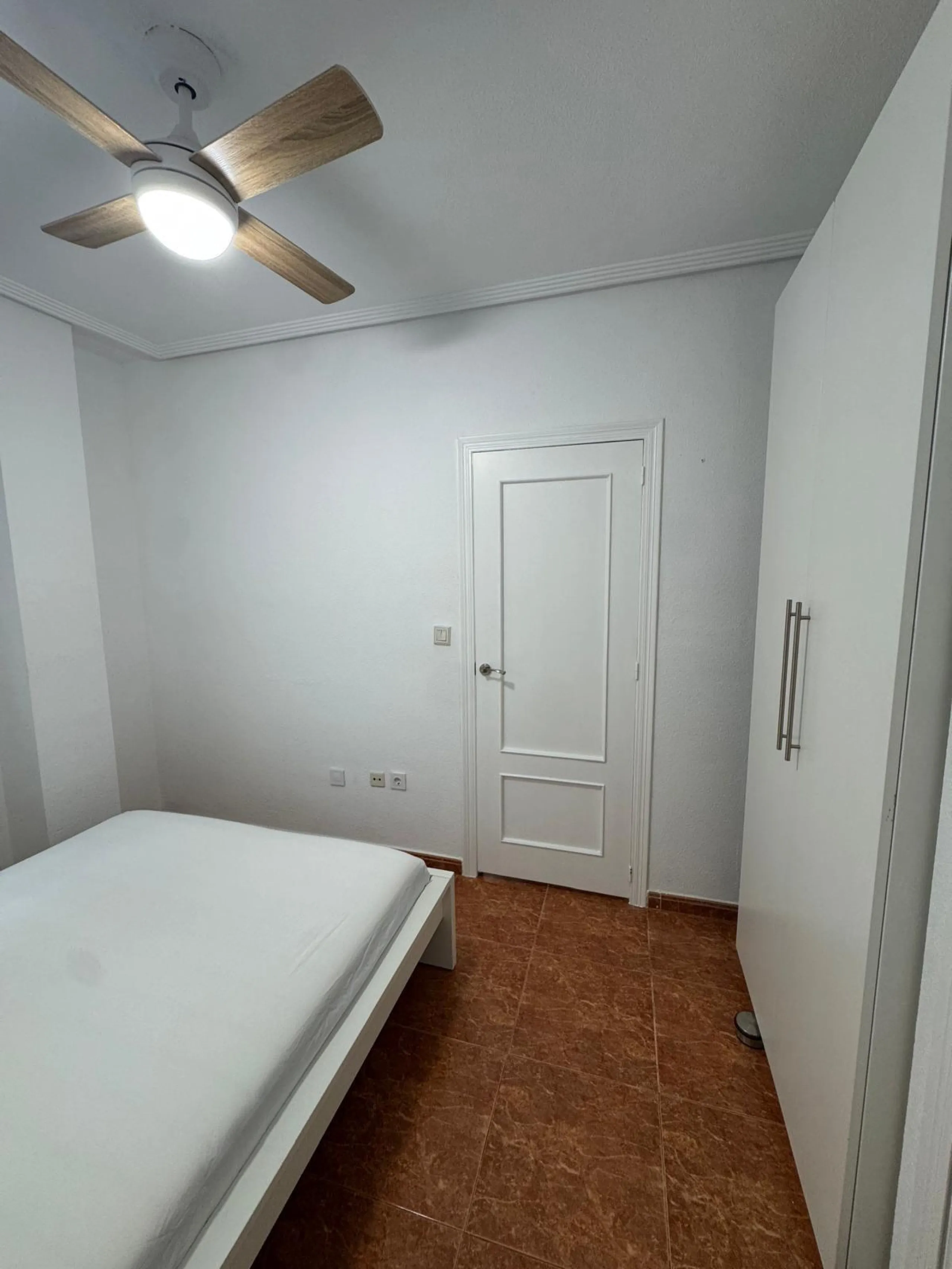 Moderno Apartamento Reformado en el Corazón de Torrevieja
