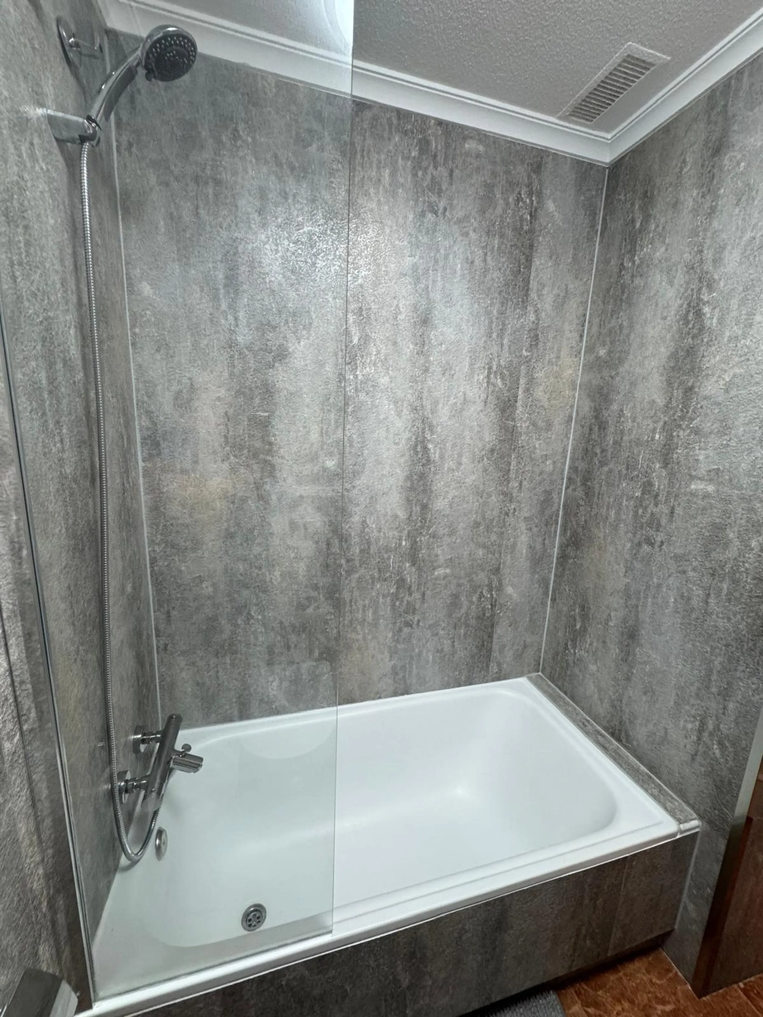 Moderno Apartamento Reformado en el Corazón de Torrevieja