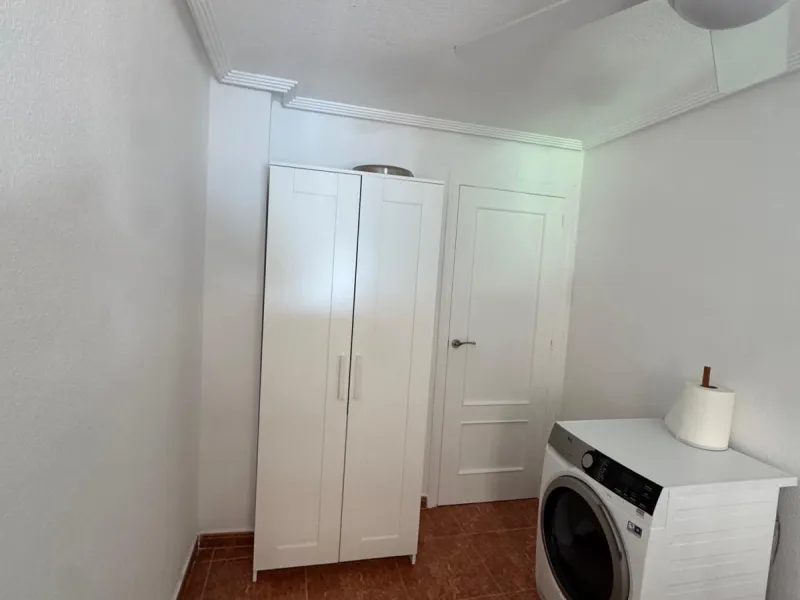 Moderno Apartamento Reformado en el Corazón de Torrevieja