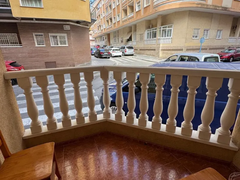 Moderno Apartamento Reformado en el Corazón de Torrevieja