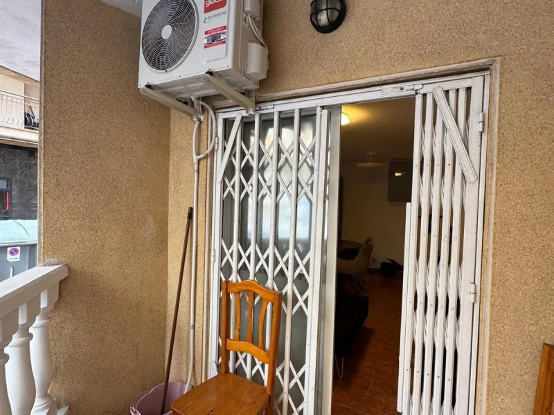 Moderno Apartamento Reformado en el Corazón de Torrevieja