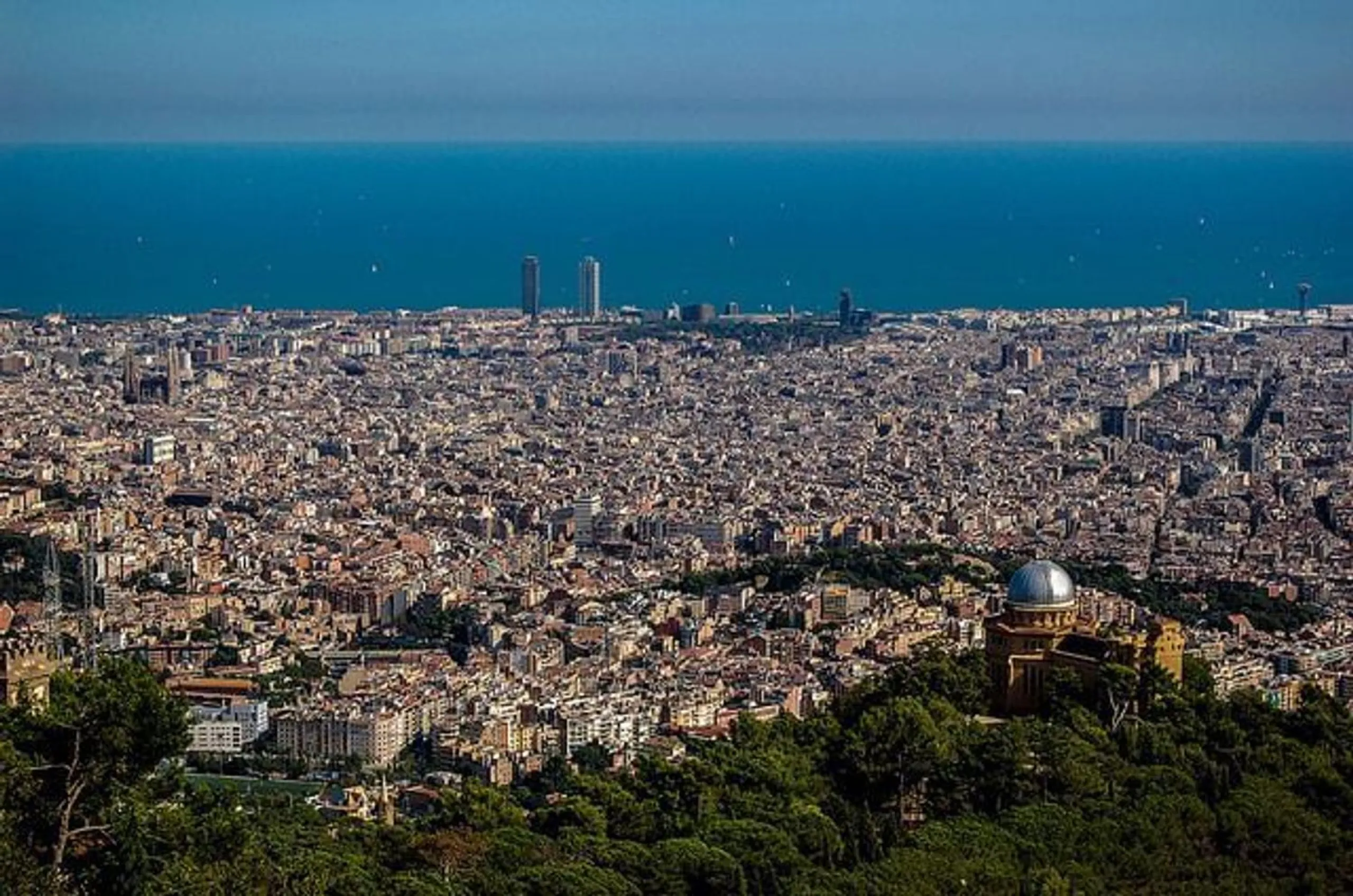 Mansión de lujo con proyecto de renovación exclusivo y vistas panorámicas al mar en el prestigioso barrio de Pedralbes, Barcelona