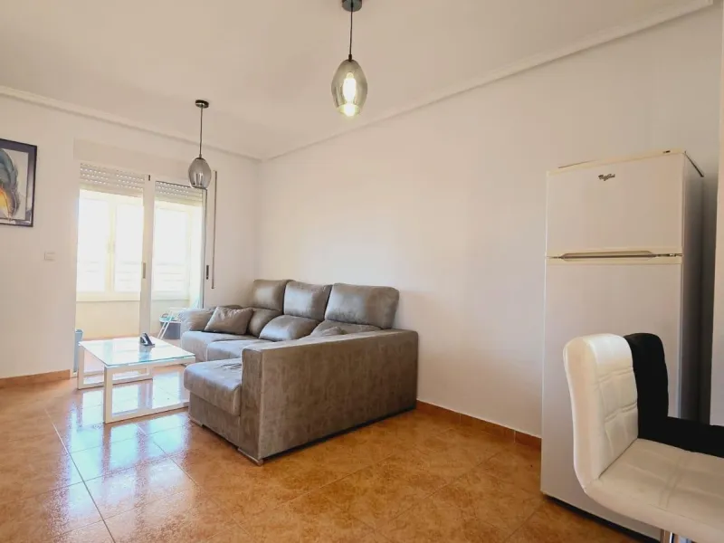VIVIENDA DE 2 HABITACIONES EN PLANTA 4 CON PISCINA Y VISTAS DESPEJADAS