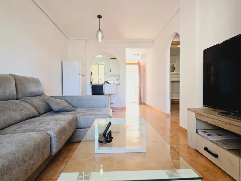 VIVIENDA DE 2 HABITACIONES EN PLANTA 4 CON PISCINA Y VISTAS DESPEJADAS