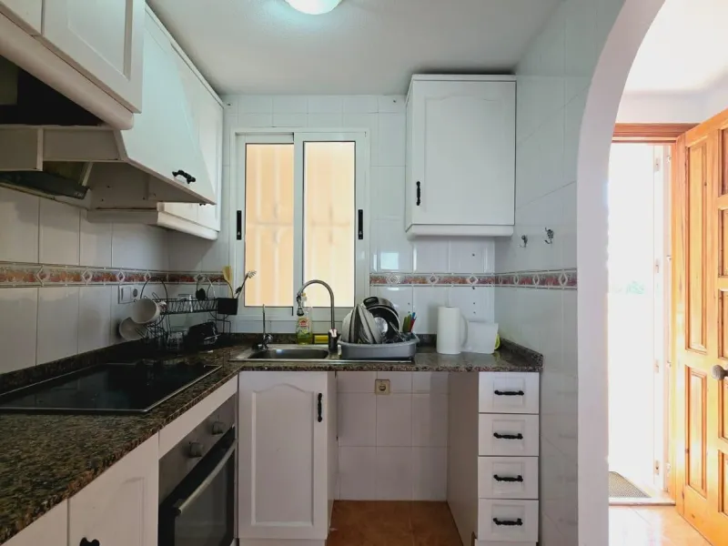 VIVIENDA DE 2 HABITACIONES EN PLANTA 4 CON PISCINA Y VISTAS DESPEJADAS