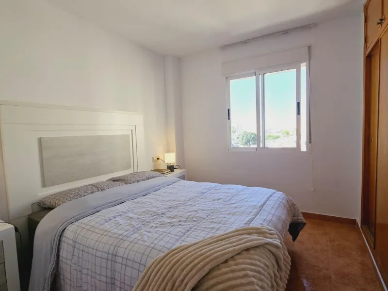 VIVIENDA DE 2 HABITACIONES EN PLANTA 4 CON PISCINA Y VISTAS DESPEJADAS